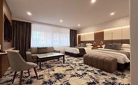 Erebuni Hotel Yerevan  4* Armenia